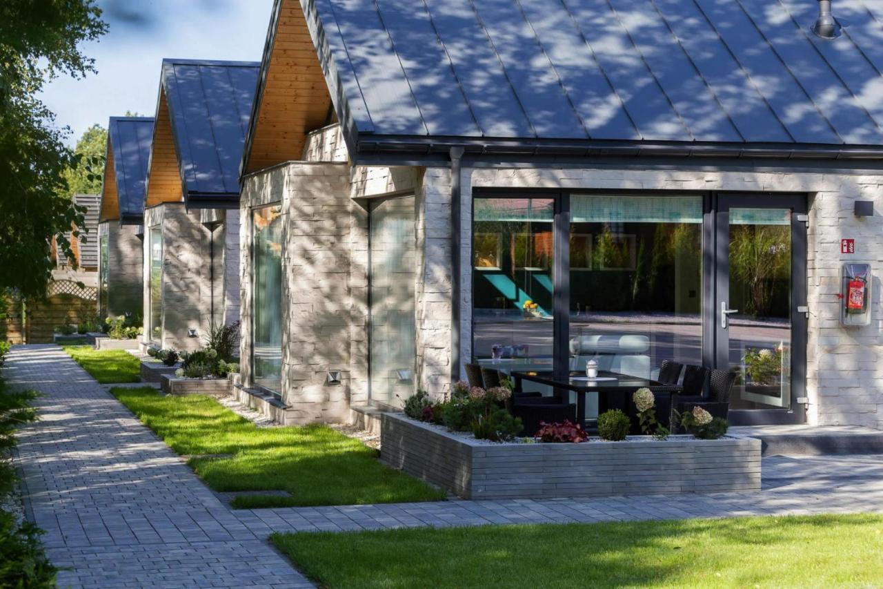Year-Round Holiday Houses, Ustronie Morskie Exterior photo