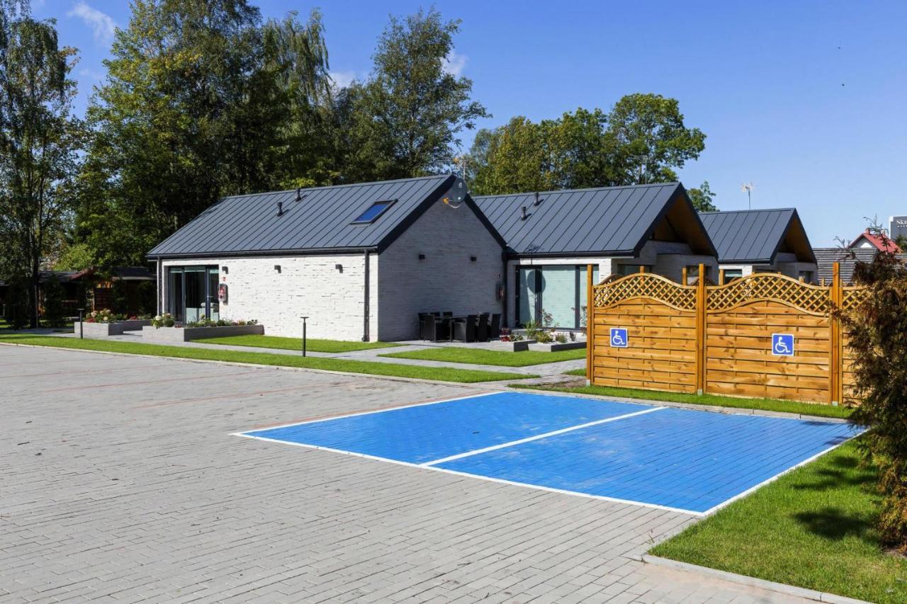 Year-Round Holiday Houses, Ustronie Morskie Exterior photo